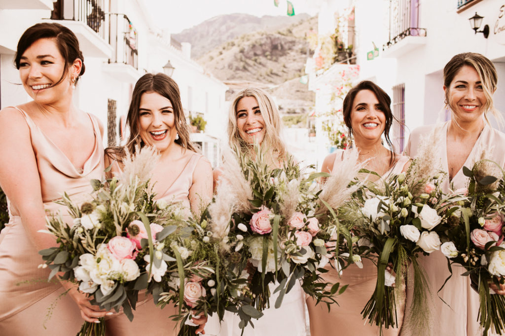 21 Rules For How To Be The Perfect Bridesmaid