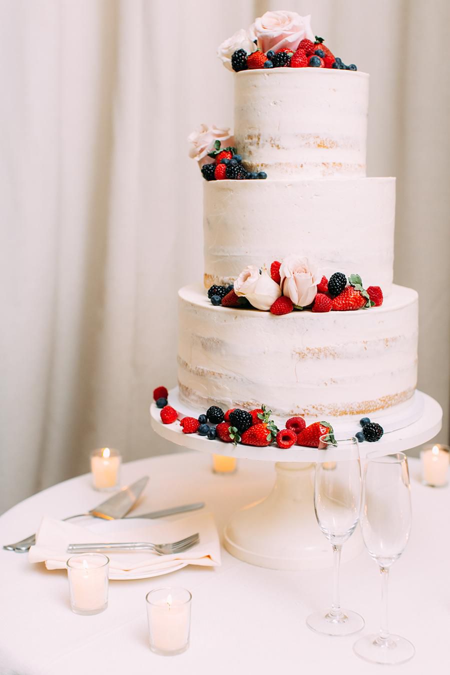 25 Mouthwatering Summer Berry Wedding Cakes