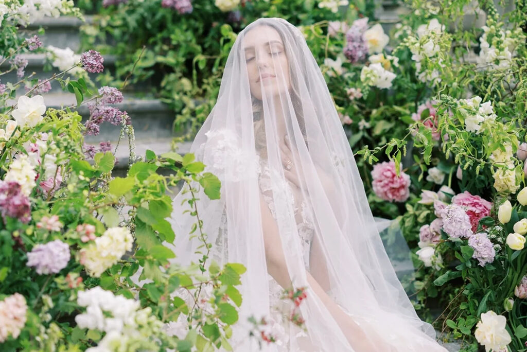 How Much Does a Wedding Veil Cost?