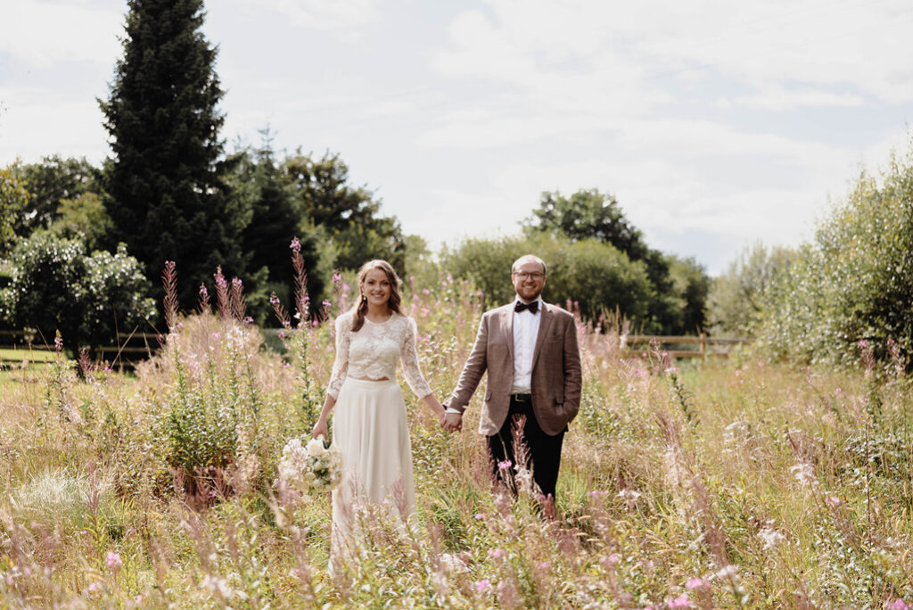 A Fun, Flower-Filled Wedding at Home: Weronika & Alex