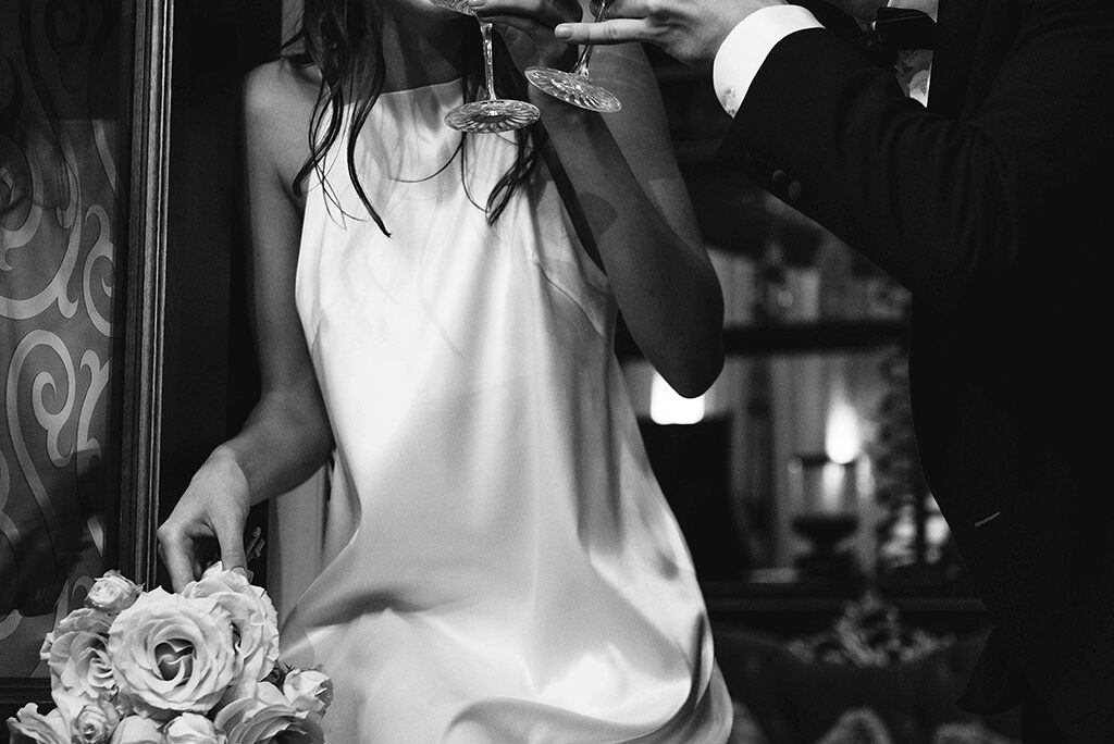 9 Tricky Wedding Planning Tasks you Can Ask AI to Do