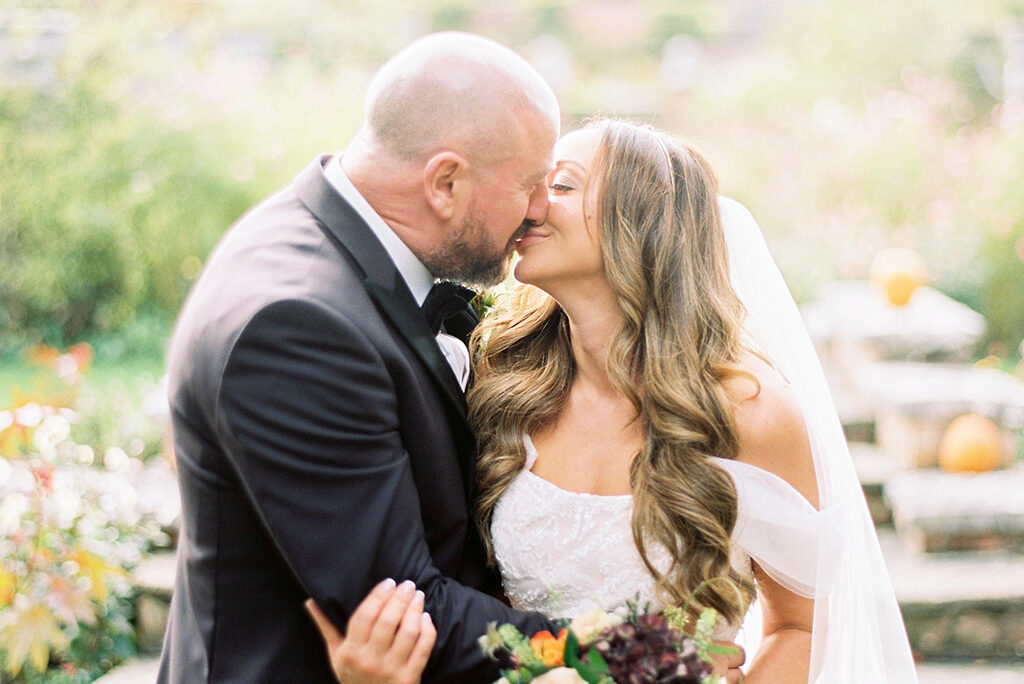 Kezi & Mick’s Autumnal Wedding