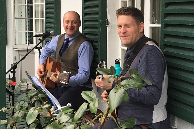 The Canapé Cruisers | Acoustic Wedding Music