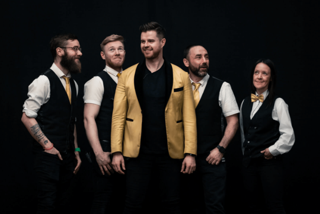 Long Time Coming – A Brilliant Live Wedding Band With Over 20 Years Experience