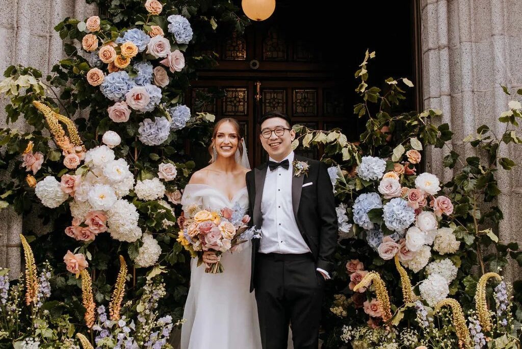 45 Fab Floral Church Doorway Ideas For Your Wedding