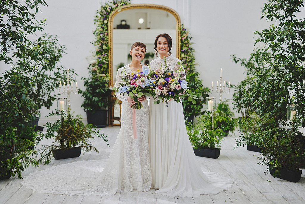 A Gloster House Wedding with Peacocks & Wildflower Hues