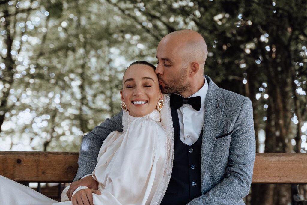 An Elegant Home Wedding With Gorgeous Personal Touches