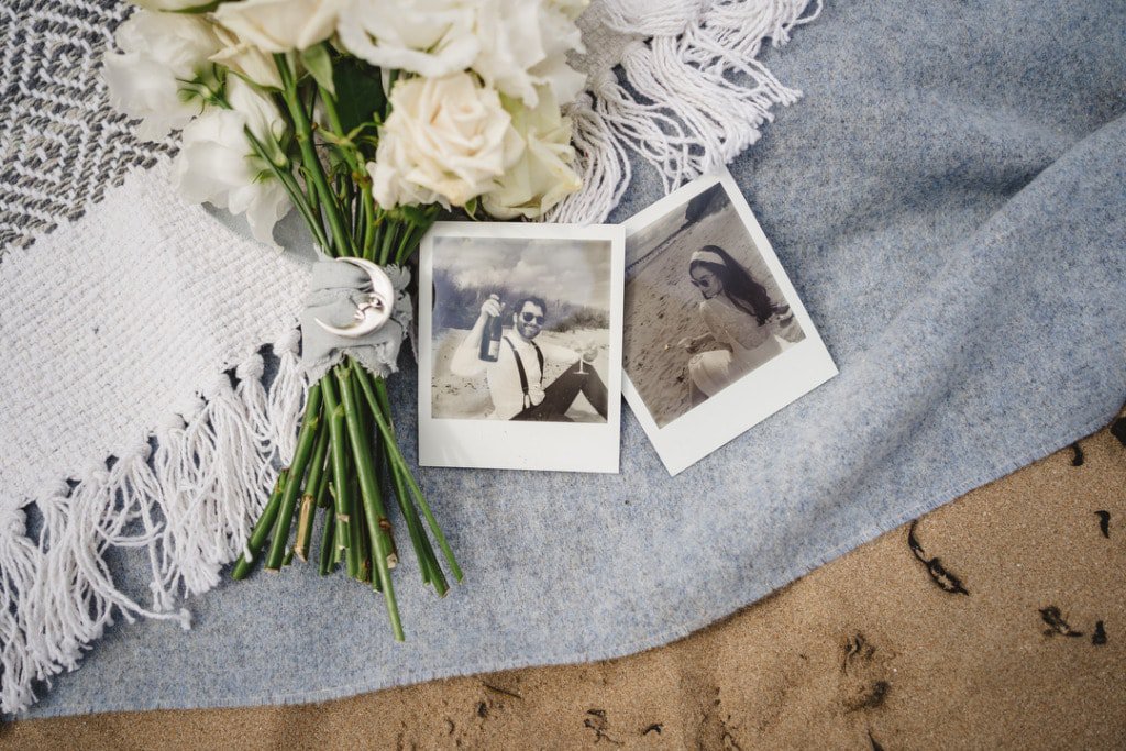 10 Romantic First Wedding Anniversary Ideas to Celebrate