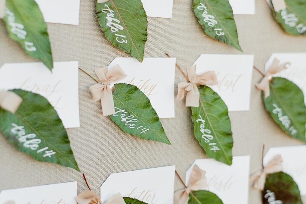 13 DIY Escort Cards from Nature