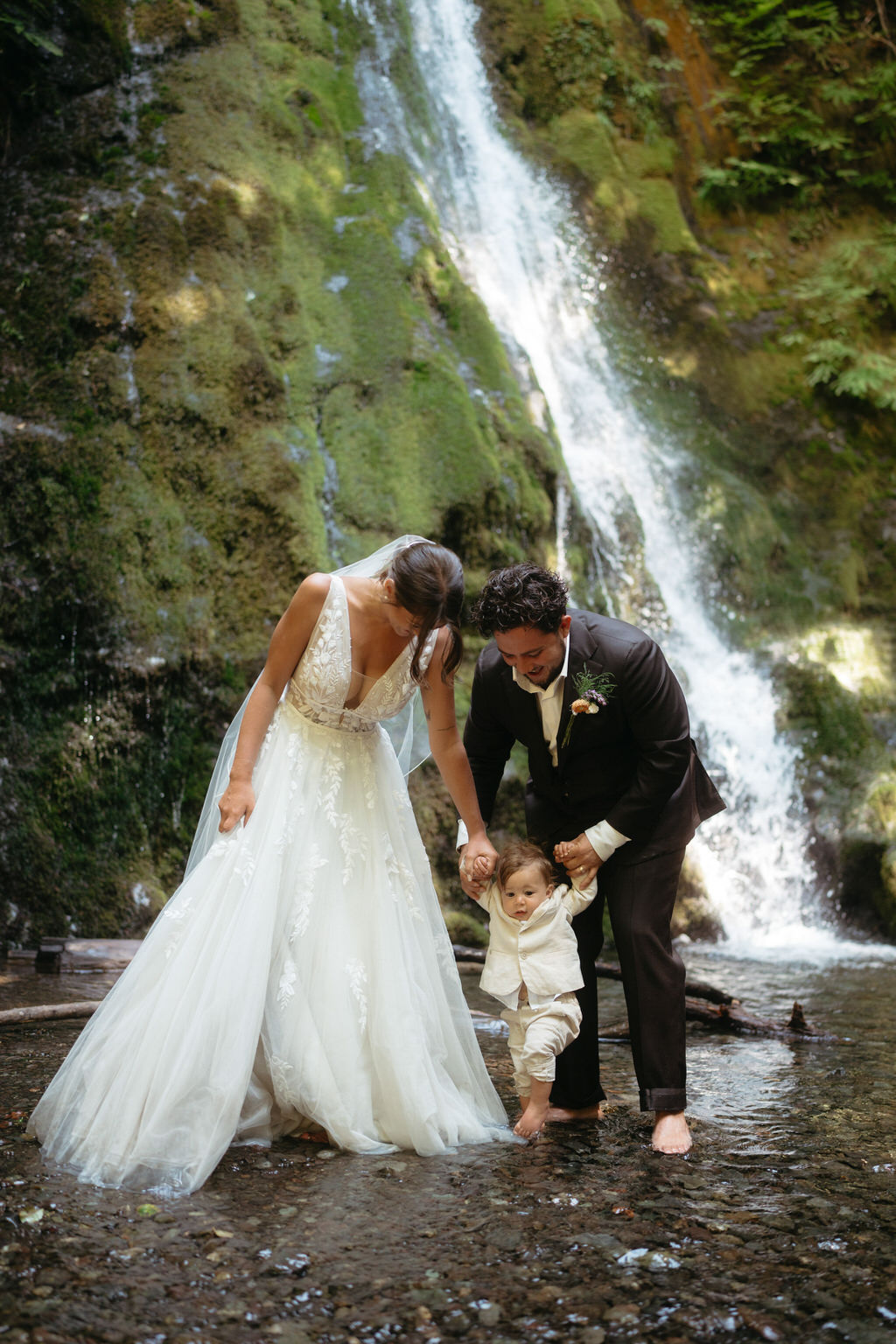 Mountains, Waterfalls and Beaches: An Epic US Elopement