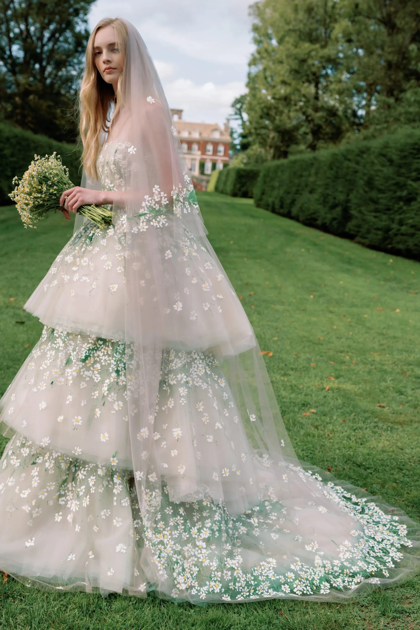 Wedding Dress Trends from New York Bridal Fashion Week