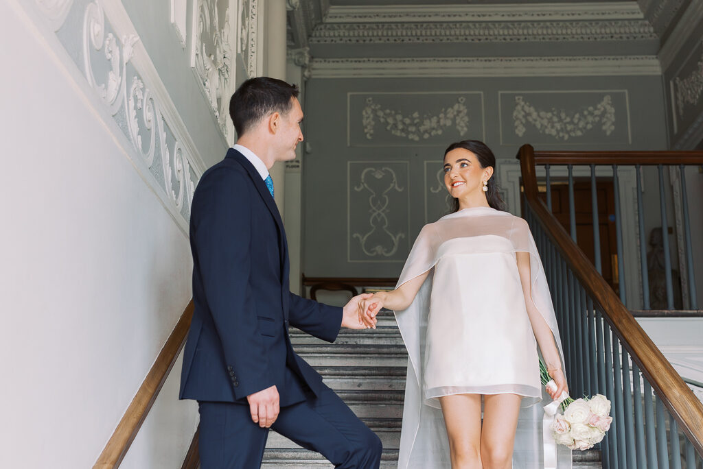 A Chic Part-One MoLi Wedding with 60s Bridal Style