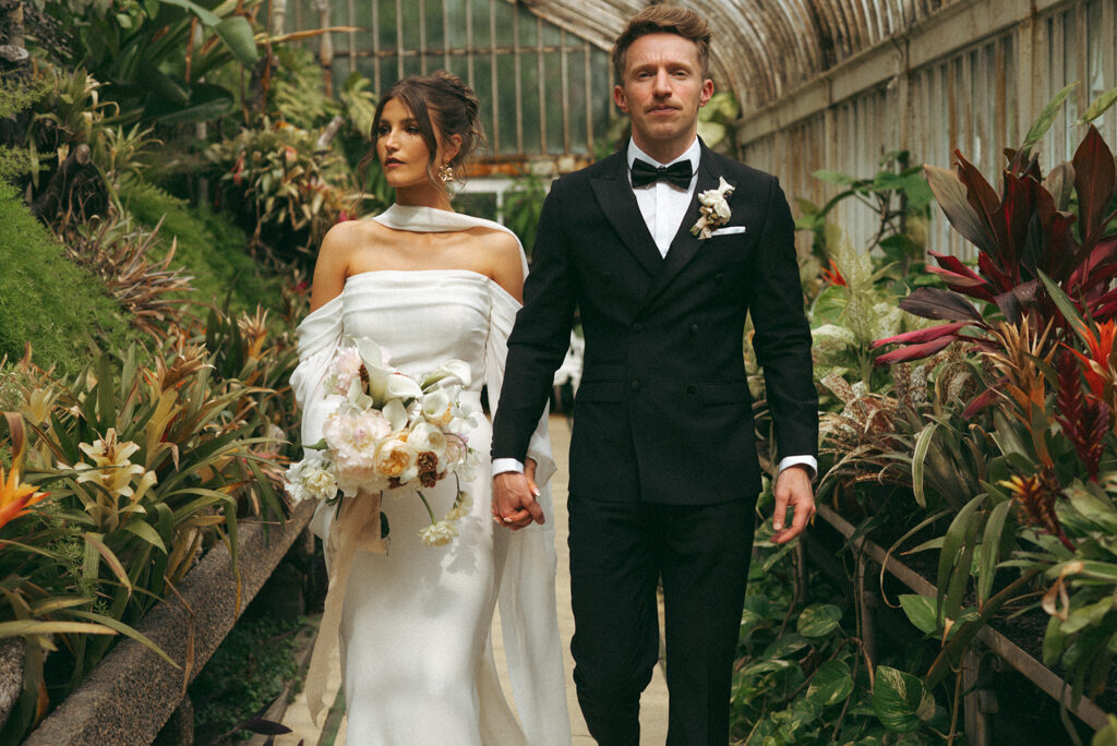 A Minimalist City Wedding with a Pride & Prejudice Twist