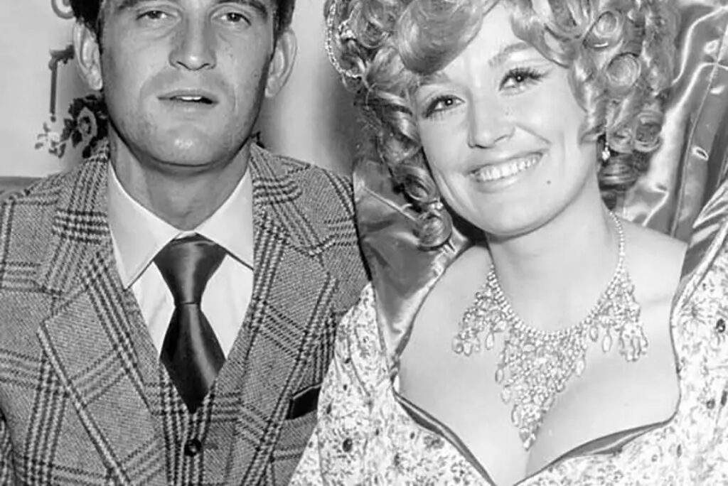 Dolly Parton Regretted Her Gown Choice