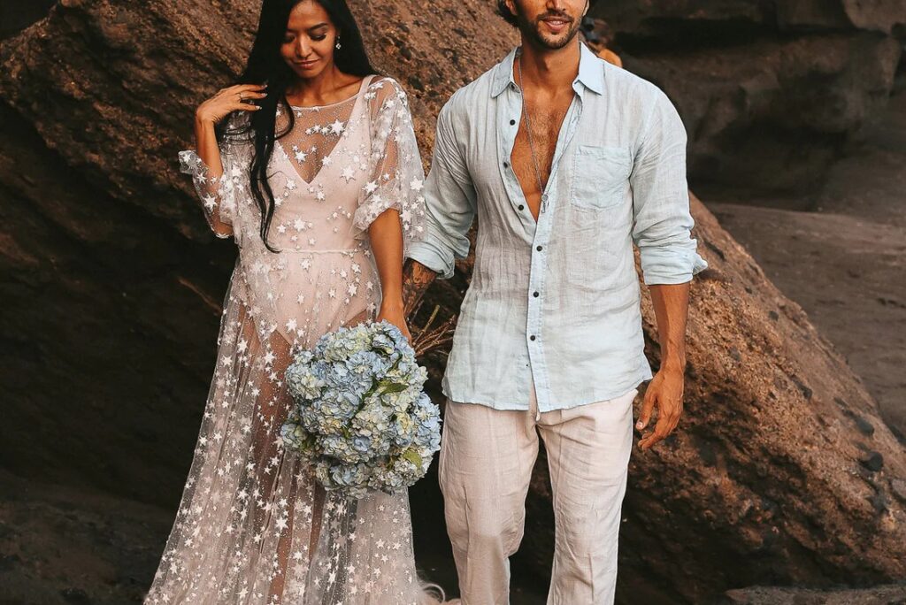45 Times We Fell For Star Wedding Dresses & Celestial Accessories