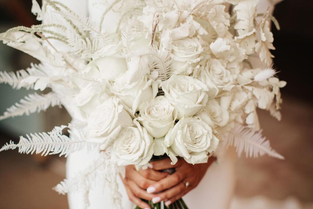 12 Clever Ways to Save Money on Wedding Flowers
