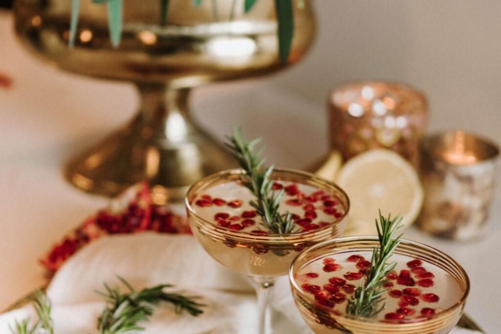 15 Delicious Winter Wedding Cocktails