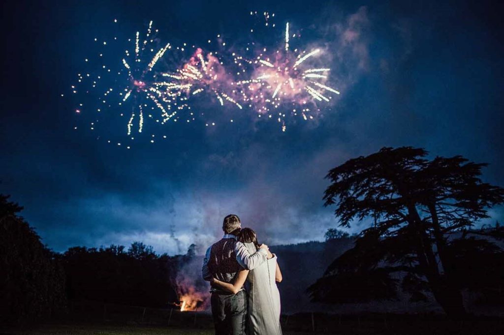 12 Fun Ideas for a New Year’s Eve Wedding