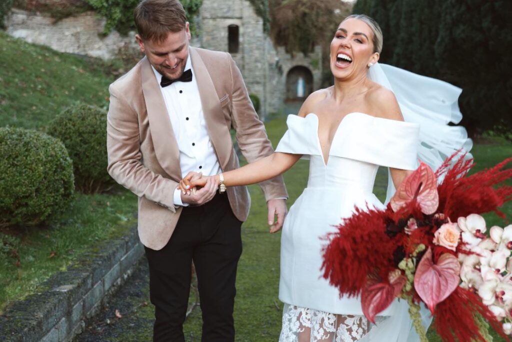 A Bellingham Castle Wedding with an Ivory & Rouge Palette