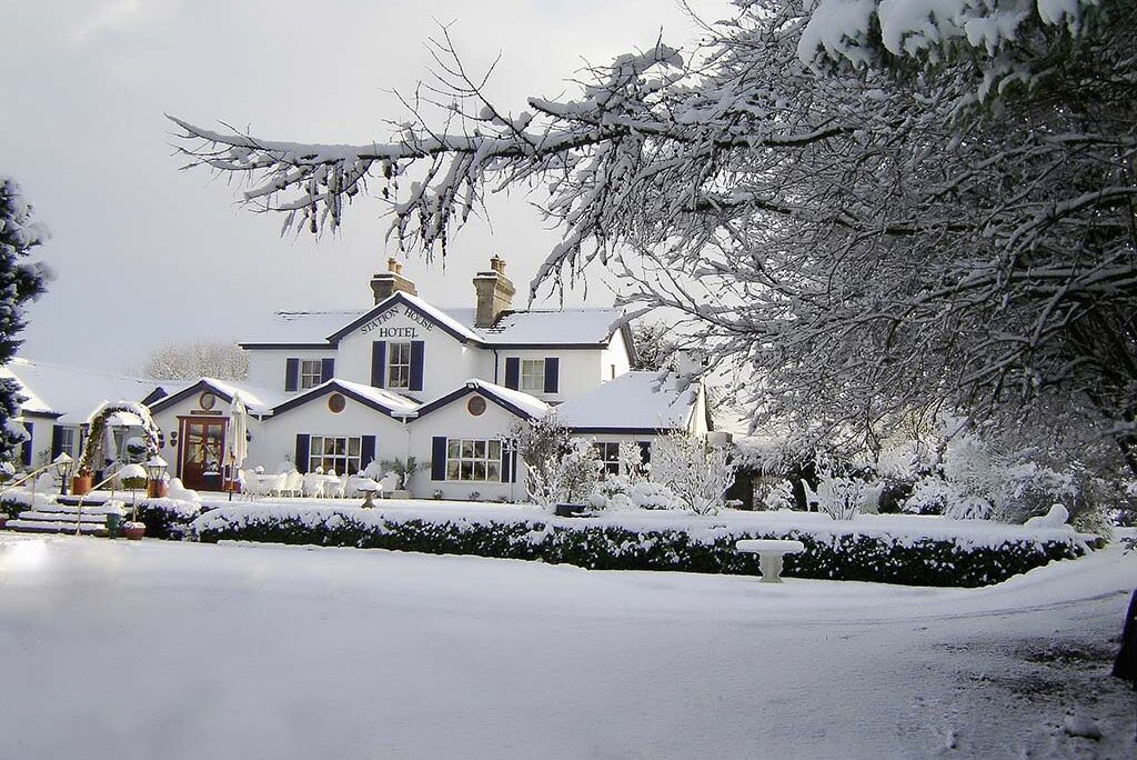 The Station House Hotel Invites You To A Winter Wedding Showcase
