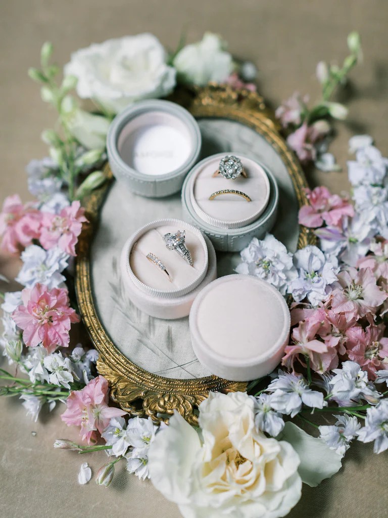 Where To Find the Prettiest Velvet Ring Boxes