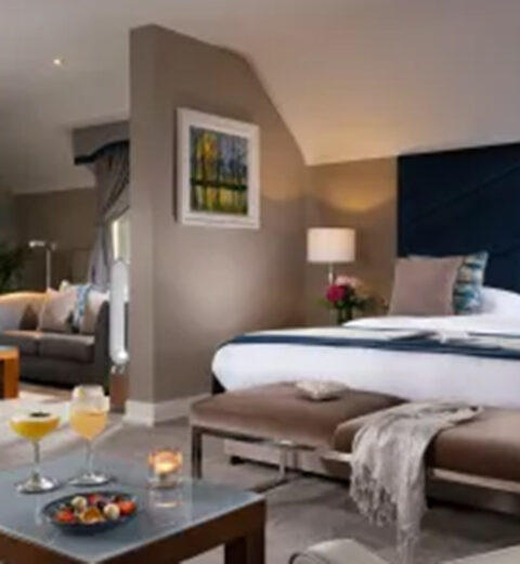 The 8 Best Long Wear Lipsticks for Brides