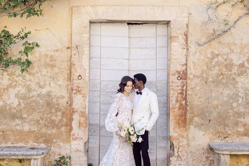 20 Important Tips For Planning a Detination Wedding Abroad