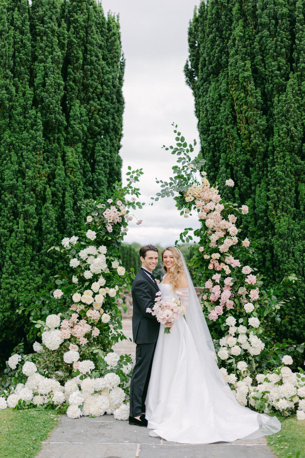 A Breathtaking Regency-Style Gloster House Wedding