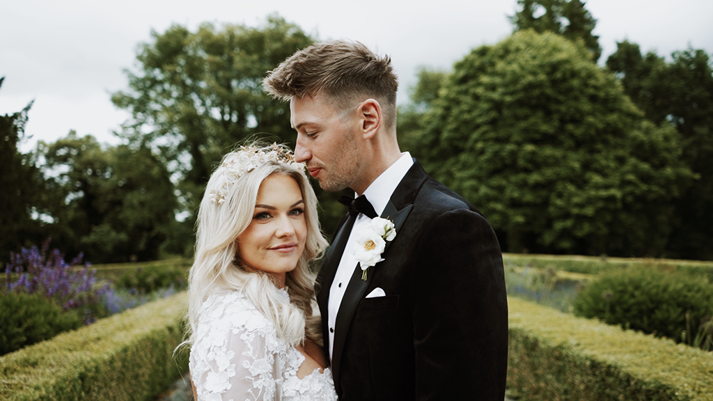 A Virginia Park Lodge Wedding Oozing Romantic Glamour