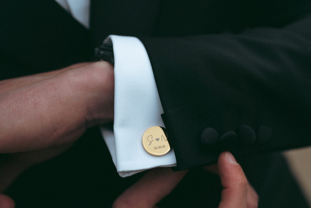35 Stylish & Unusual Cufflinks for Grooms