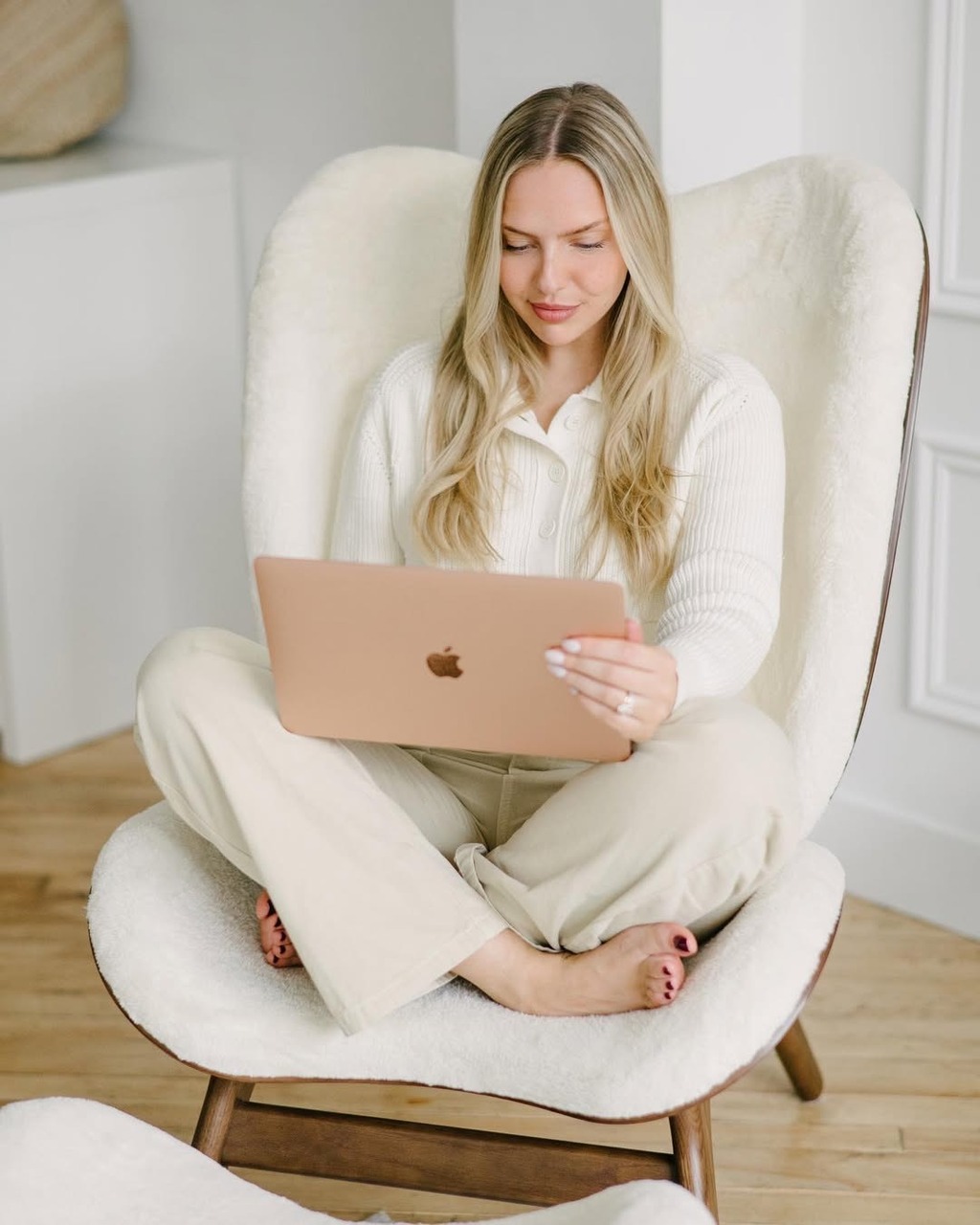 The 8 Best Beauty Influencers To Follow Before Your Wedding