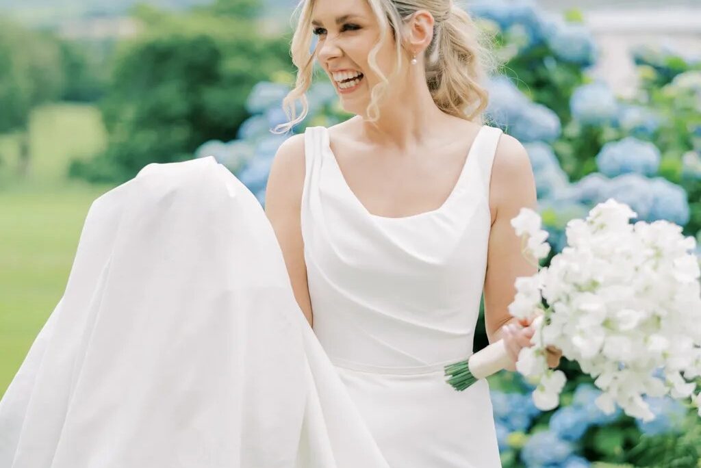 How to do Weather-Proof Makeup For Your Wedding Day