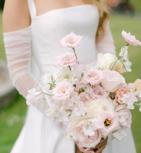 An Essential Mother of the Bride Makeup & Beauty Guide