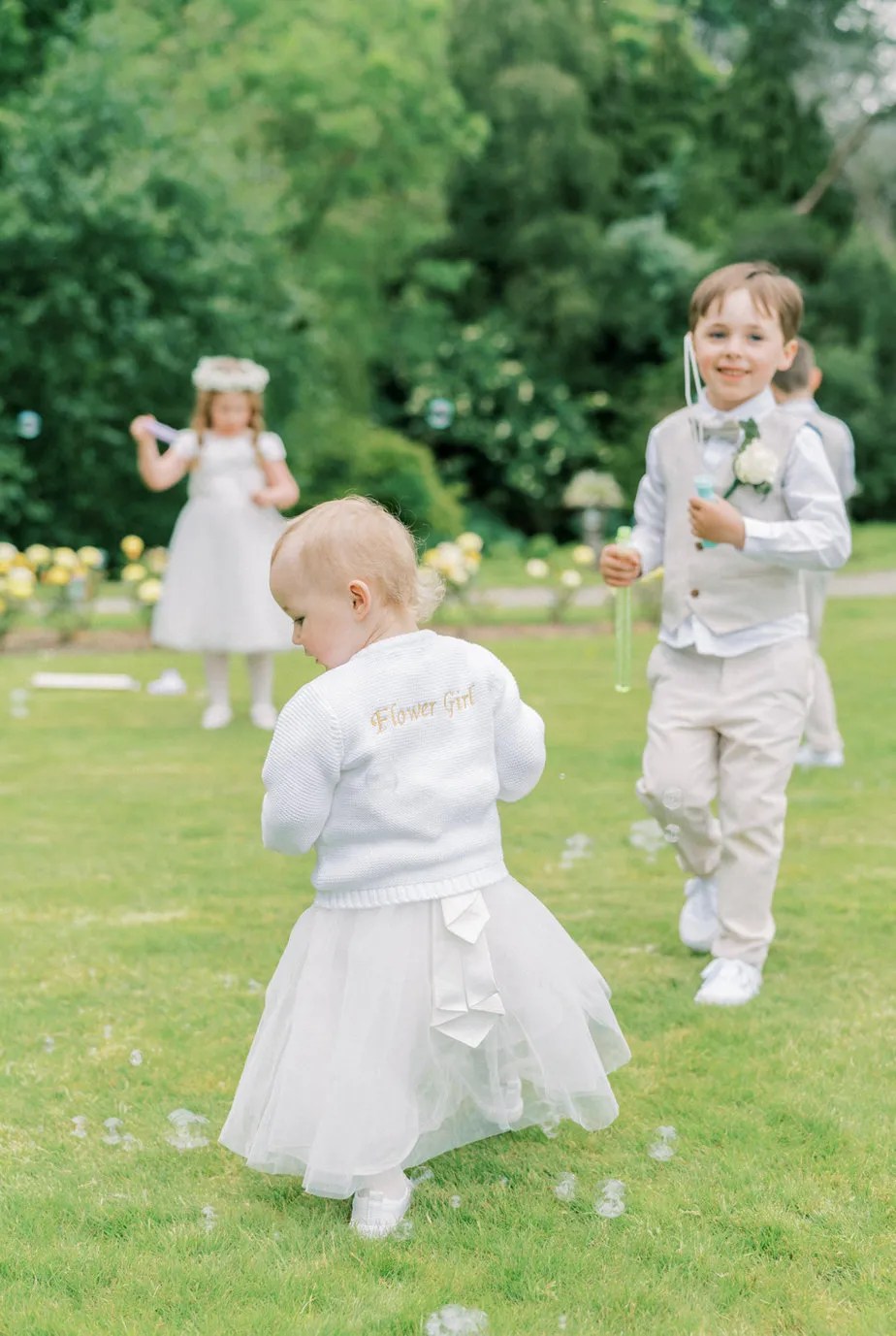 13 Ways to Entertain Kids at Your Wedding