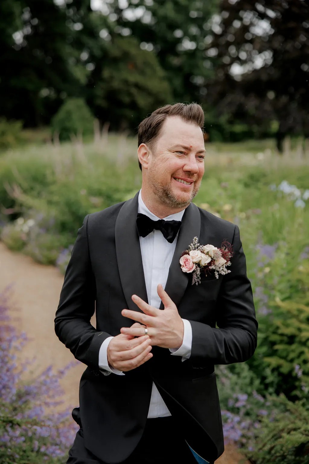 What is a Pocket Square Boutonniere & Should You Wear One?