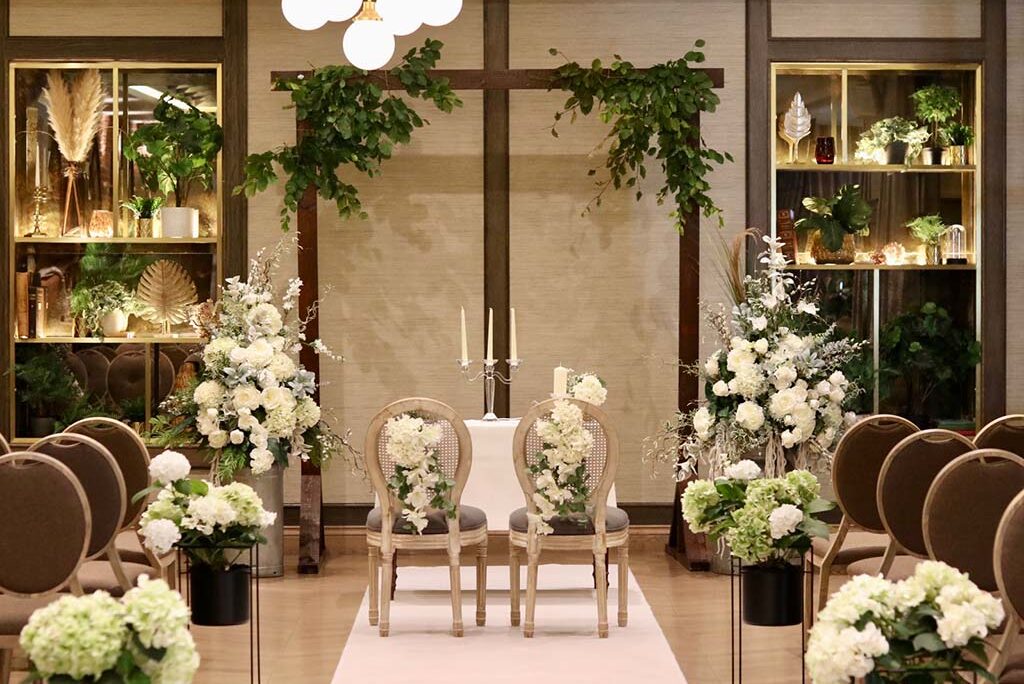 Where Intimate Weddings Feel Monumental