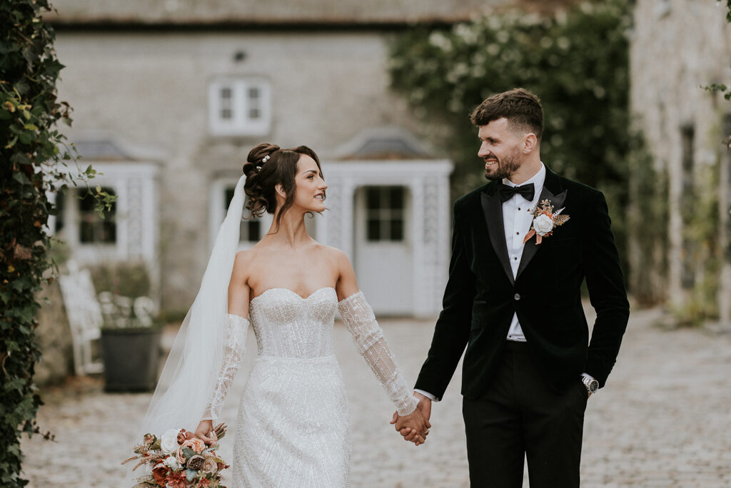 A Halloween Ashley Park House Wedding Oozing Vintage Glam