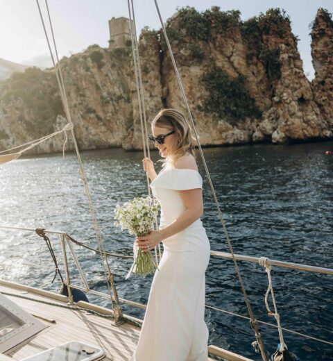 Love Me When I’m Old by Bee Rawlinson