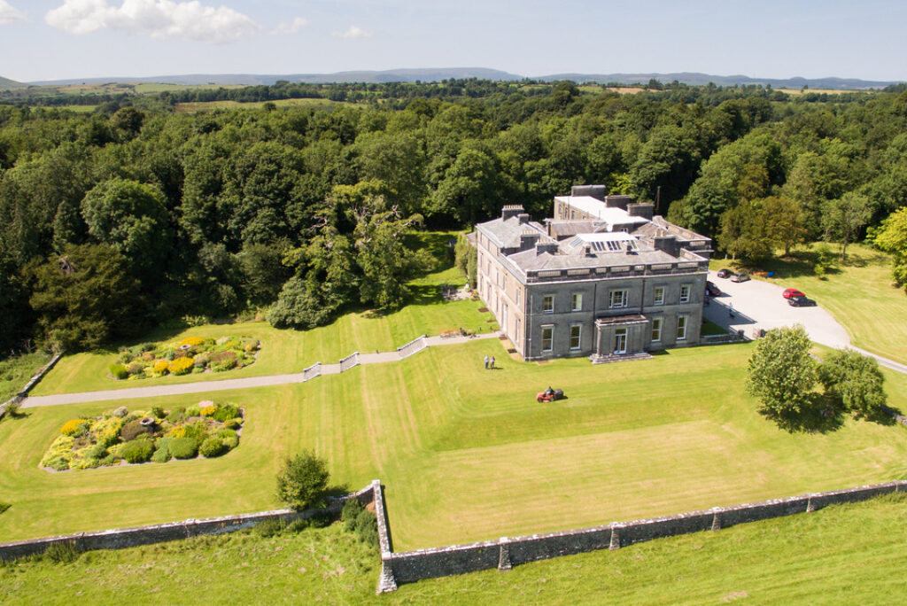 Lakeside Romance Meets Country-House Glamour