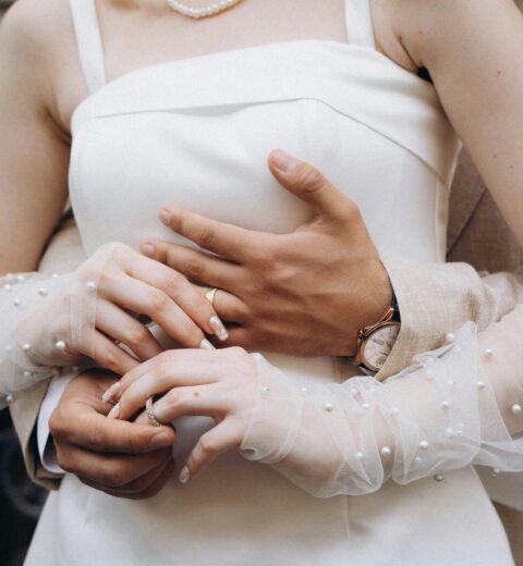 Lakeside Romance Meets Country-House Glamour