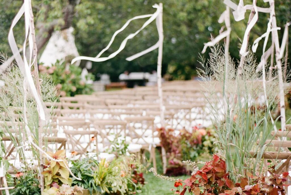 7 Creative Ways To Use Potted Plants In Your Wedding Decor