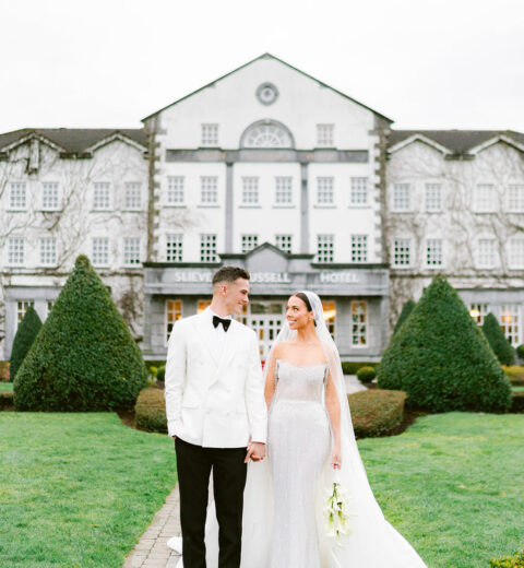 A Powerscourt Hotel Wedding Oozing Summer Elegance